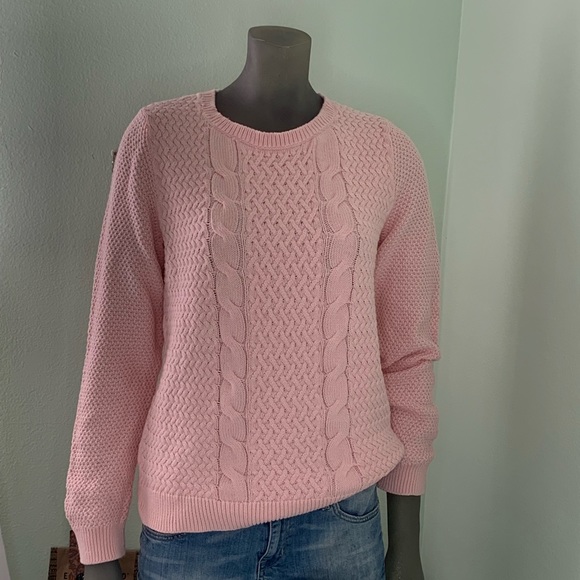 Large Pink Knit Sweater Perfect for bonfires - Picture 1 of 5